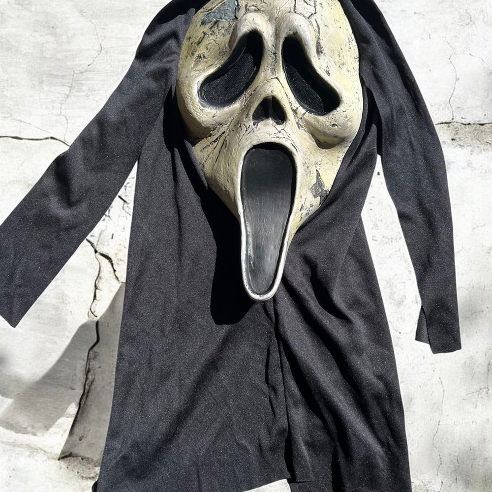 Scream skeleton hood aged looking Easter unlimited Halloween